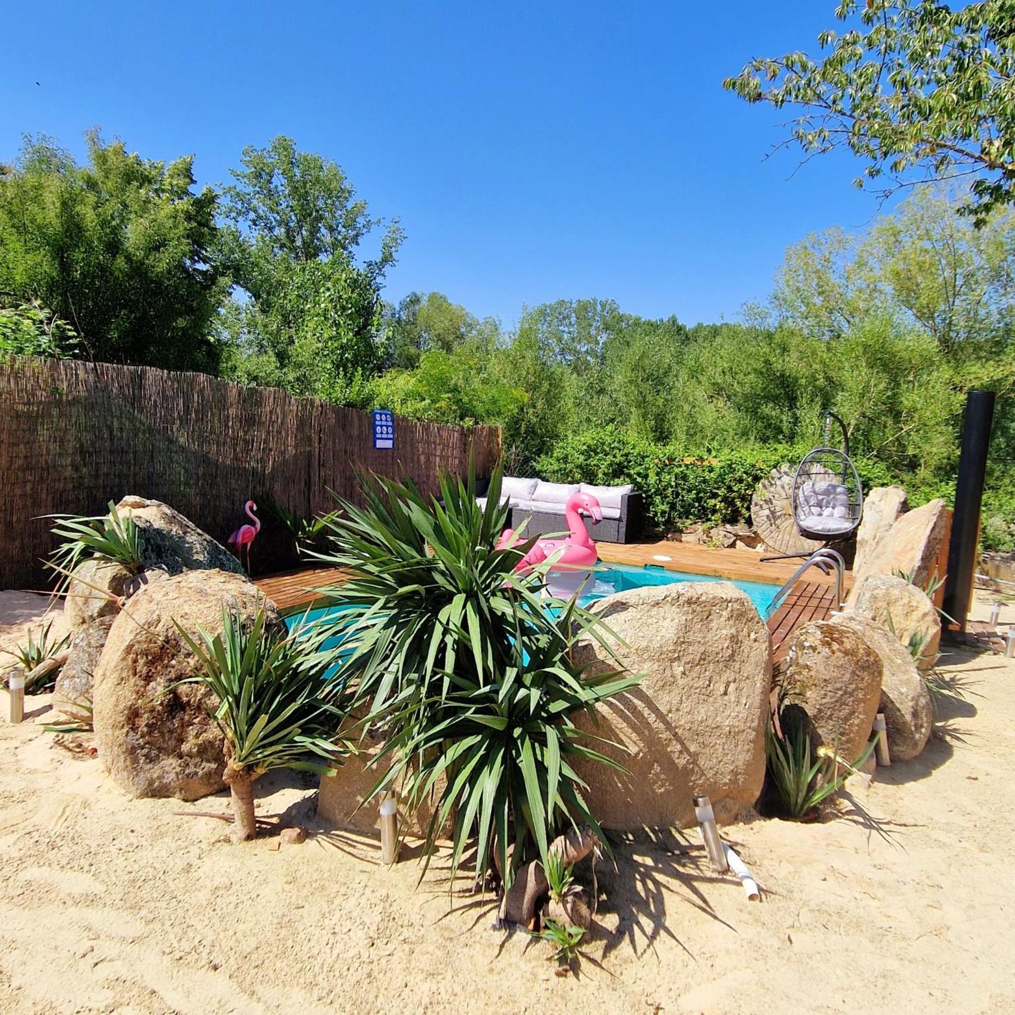 Complejo Oasis Beach Sobre El Rio Huerta  Exterior foto