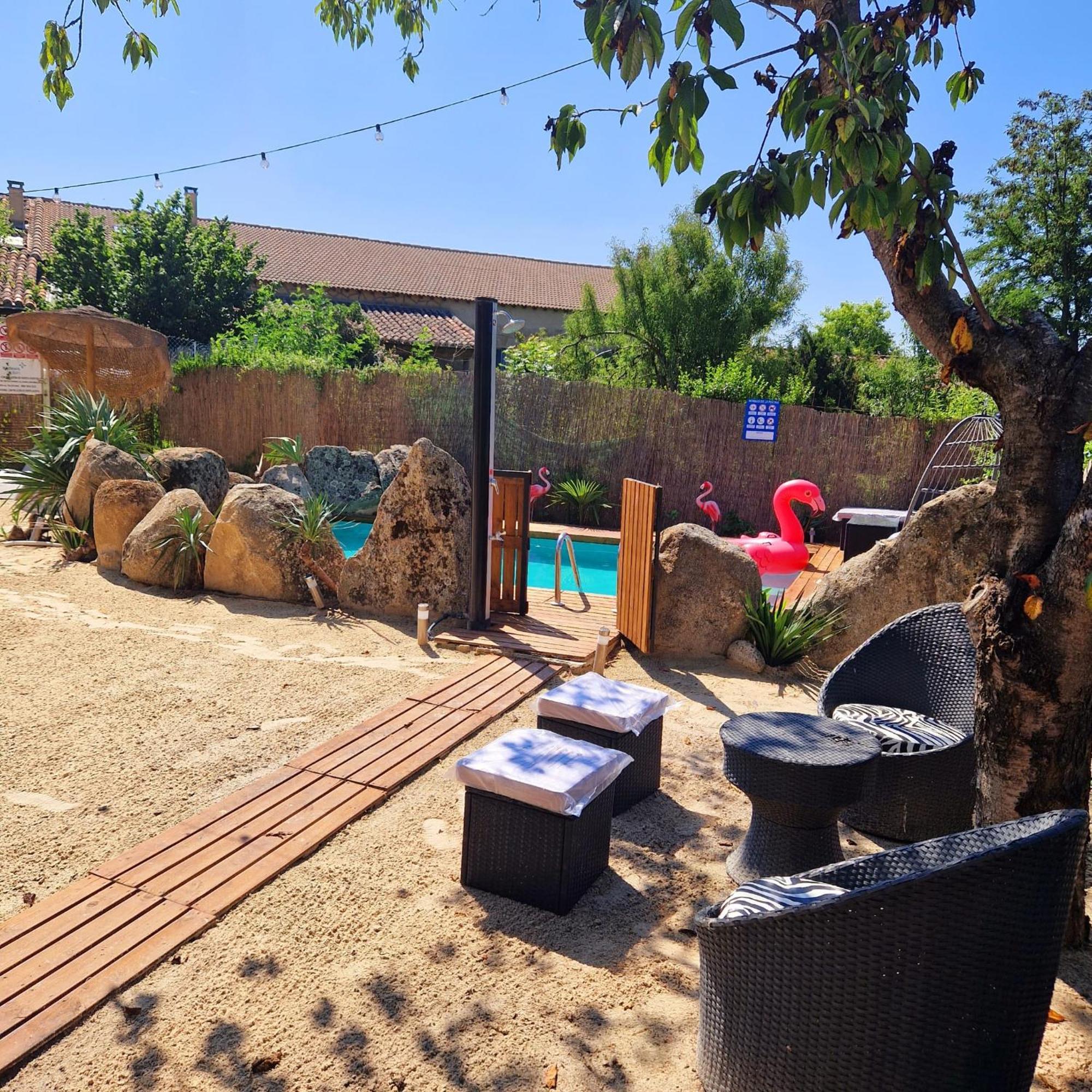 Complejo Oasis Beach Sobre El Rio Huerta  Exterior foto
